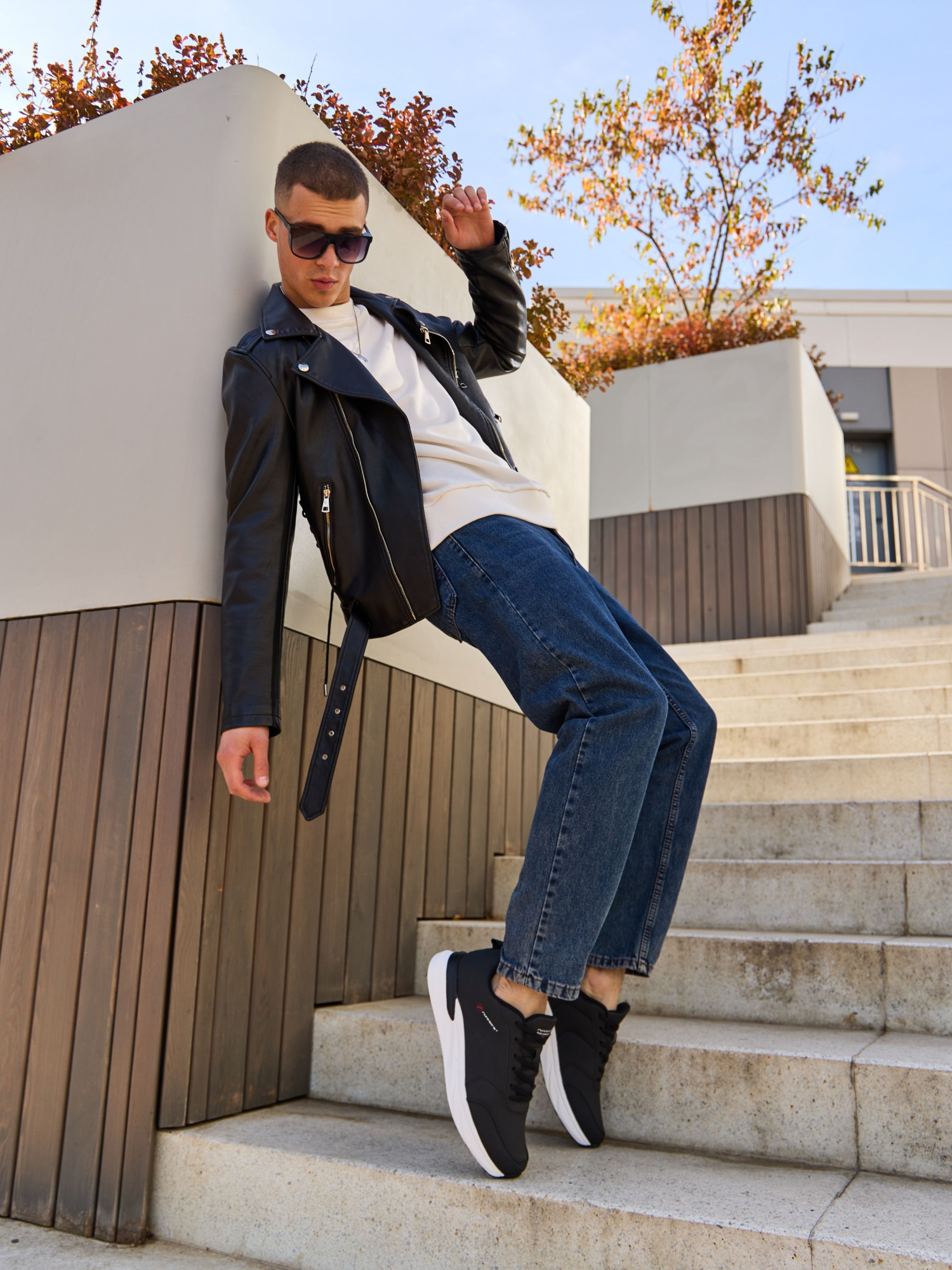 Кроссовки мужские Runners RNS-242-2924 black/dk.red